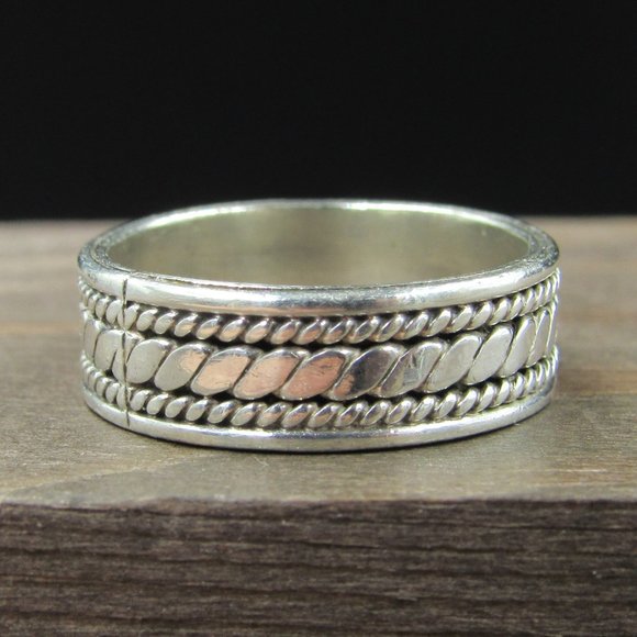 Jewelry - Size 5.5 Sterling Silver Braid Pattern Plain Band Ring Vintage